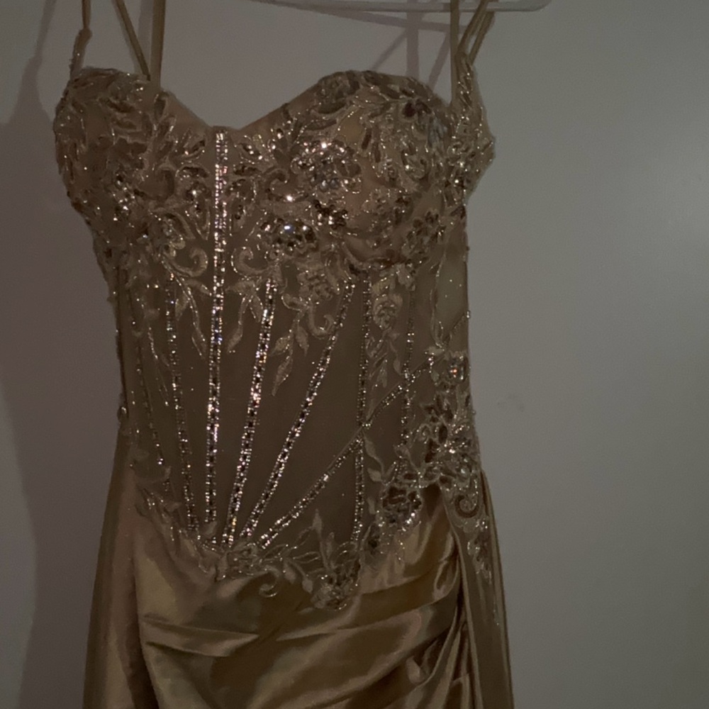 Elegant Gold Embellished Evening Dress